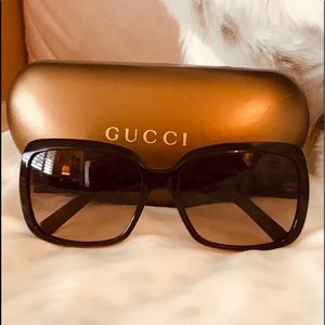 Gucci Classic square sunglasses